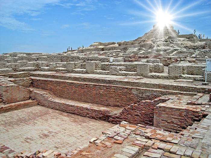 800px-Mohenjo-daro